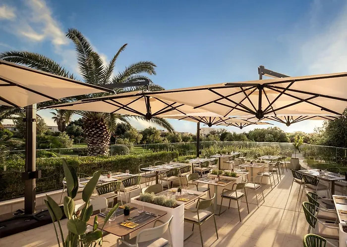 Valamar Lacroma Hotel
